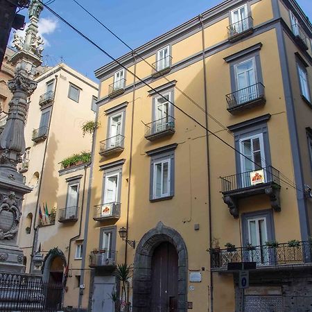 La Cattedrale Bed & Breakfast ナポリ エクステリア 写真