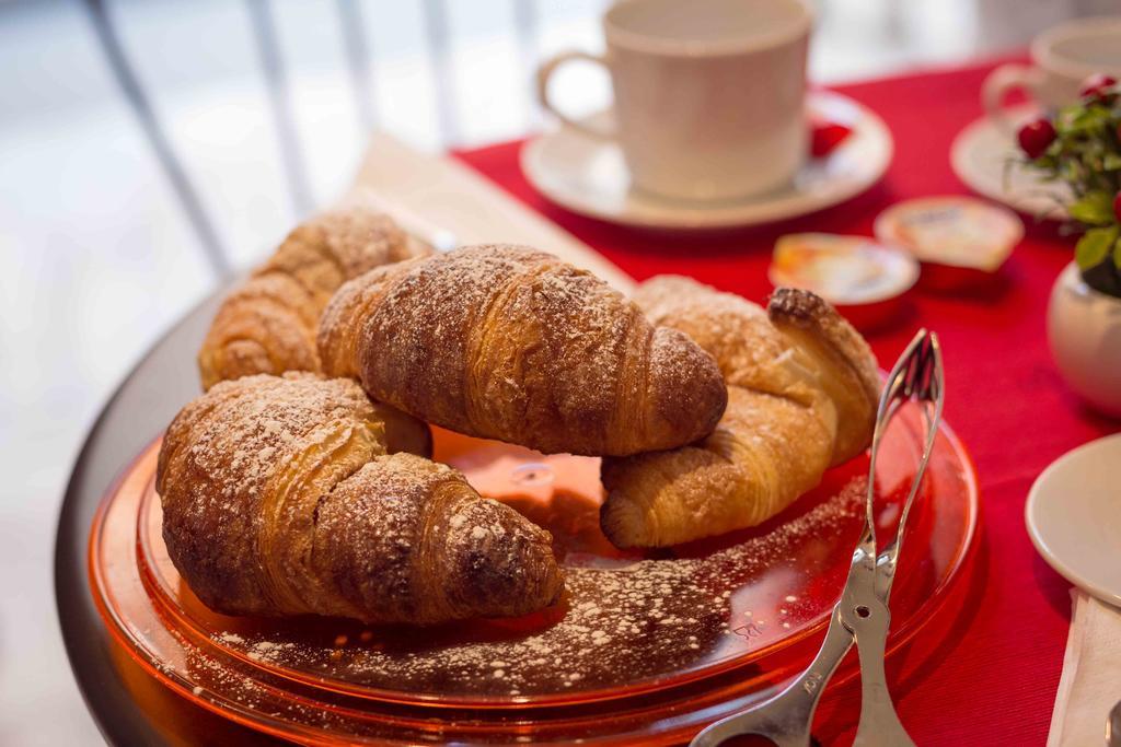 La Cattedrale Bed & Breakfast ナポリ エクステリア 写真