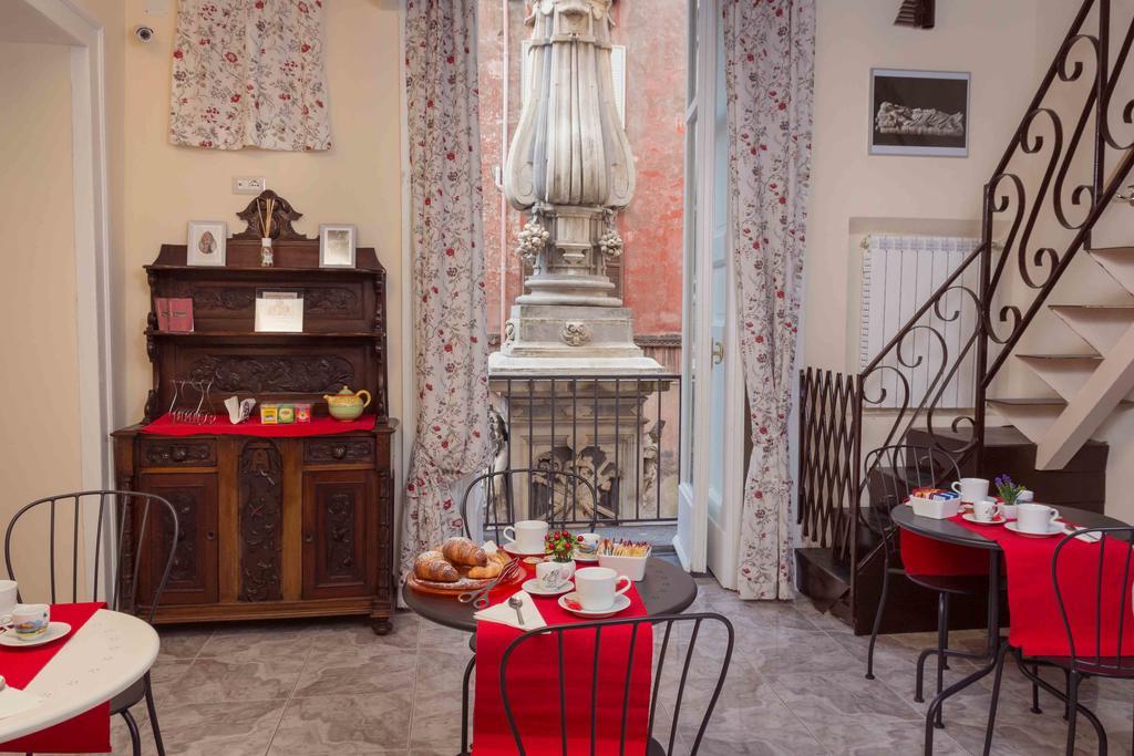La Cattedrale Bed & Breakfast ナポリ エクステリア 写真