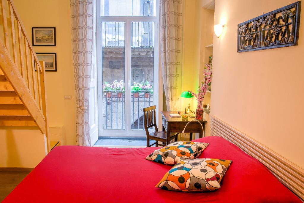 La Cattedrale Bed & Breakfast ナポリ エクステリア 写真